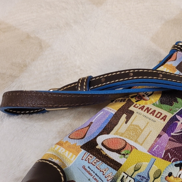 Dooney & Bourke Disney Epcot Food and Wine Festival 2016 Bag - Picture 5 of 9